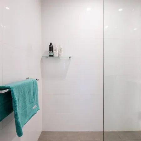 Arena Convenient 2 Bedroom Apartment Brisbane