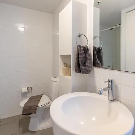S&p - Tank St Apartment *