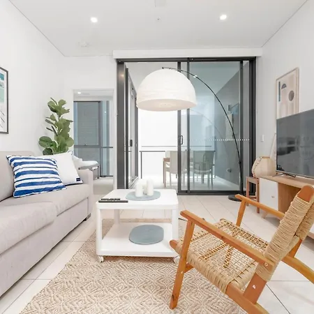 South Bank Beautiful River View Tower Apartment Brisbane