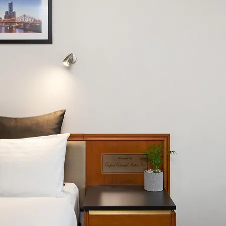 Coopers Colonial Motel Brisbane