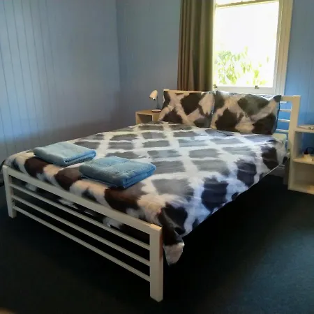 Minto Colonial 4* Brisbane