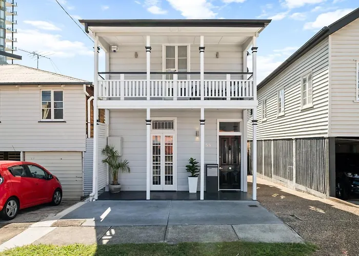 Amelia Terrace - House In Brisbane City Central