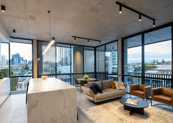 Alfred & Turner Apartments, Luxury 2 Bedroom Condos In The Heart Of The Valley