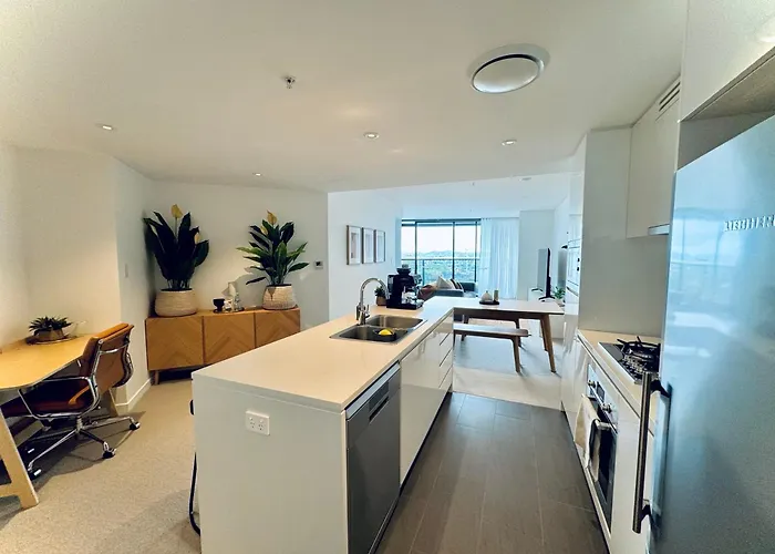Luxurious 3 Bed Sky Home Retreat At Skytower