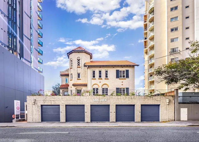 Riverside Heritage Chateau 3Br Home South Bne