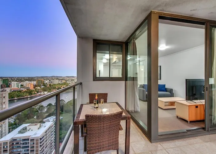 Cbd Free Parking Pool Balcony Walk To Casino