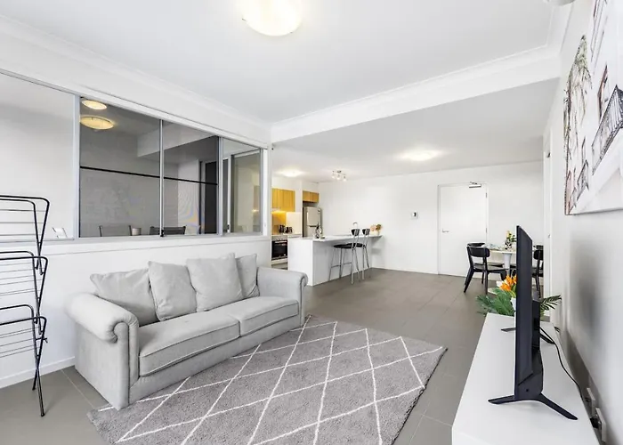 Chic Modern Retreat 1Br Apt W Pool Kelvin Grove