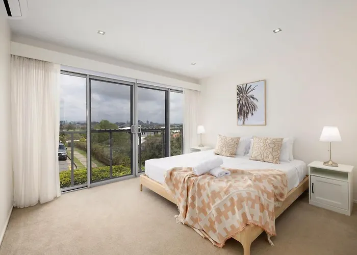 Renov Peaceful 3Br Morningside Gem: Cozy Retreat