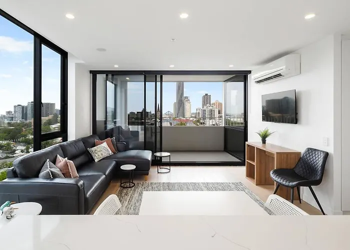 Springhill Close To Cbd 2B1B And Parking