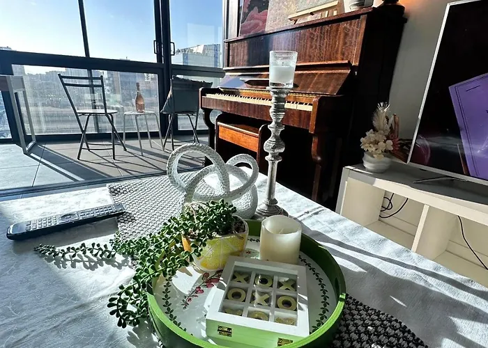 Breathtaking Fortitude Valley Apartment