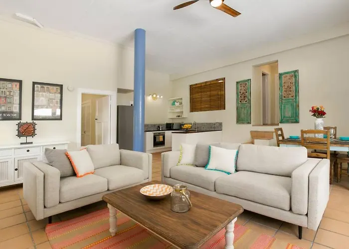 Tallywood 3 The Hacienda 2Bed Pets Yard Pool