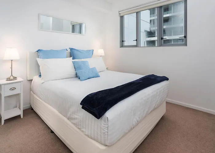 Beautiful Unit With Gym And Pool Near Museums