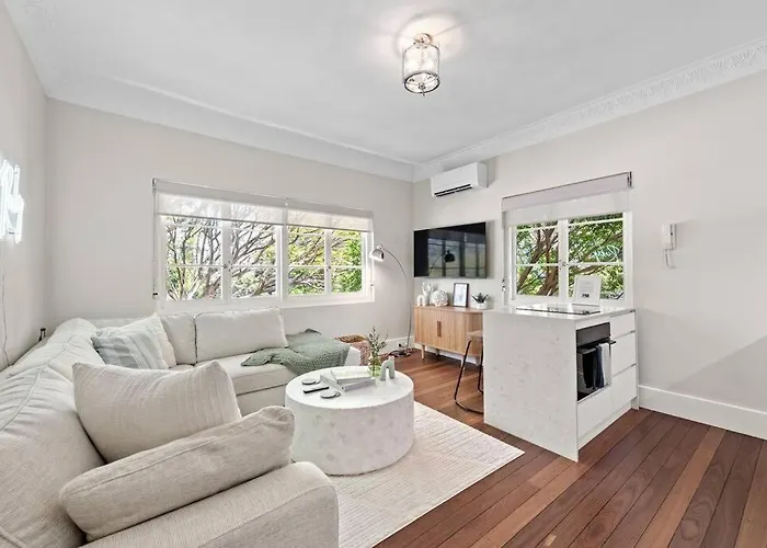 The Ruby - Art Deco 1Bed 1Bath New Farm