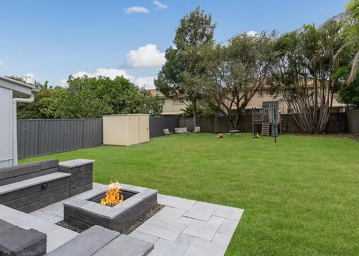 Acacia Ridge Cottage - Firepit, Kids Cubby, Games