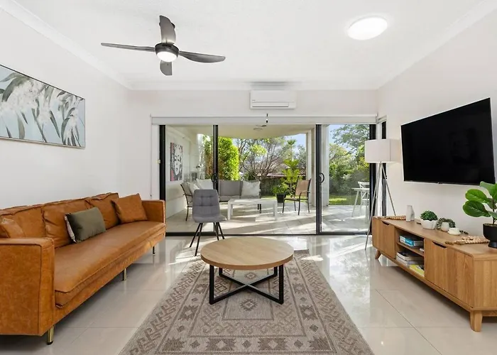 Garden Apt 2Bed X 2Bath, Parking