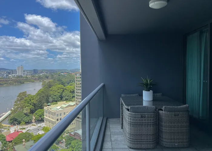 Luxury Cbd 2B2B Balcony Views Free Parking
