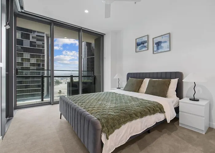 1B Queens Wharf Luxury Residence