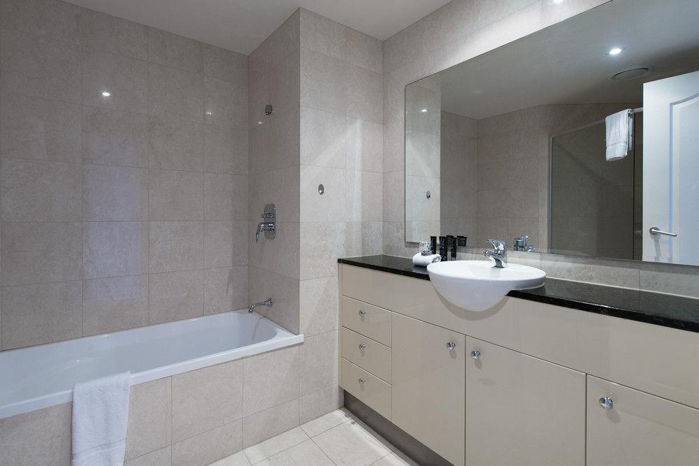 Mantra On Edward Aparthotel 4*