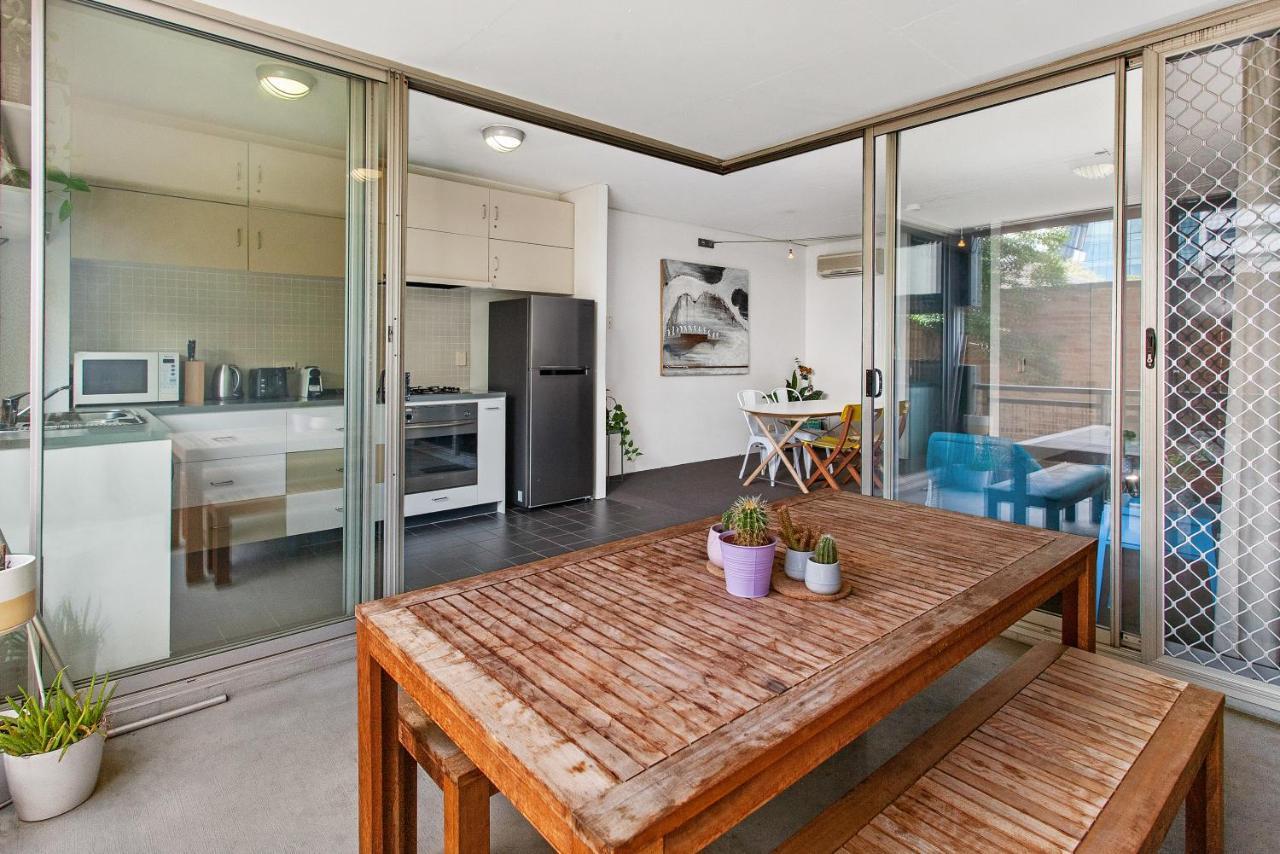 Apartment Stylish Valley Unit With Terrace And Pool Brisbane
