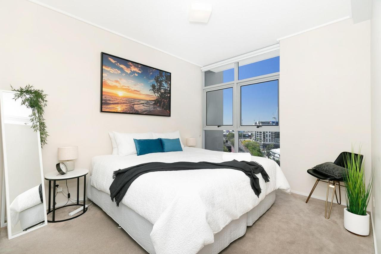 Amazing River View - 3 Bedroom - Cbd - Netflix - Fast Wifi - Carpark Apartment Brisbane