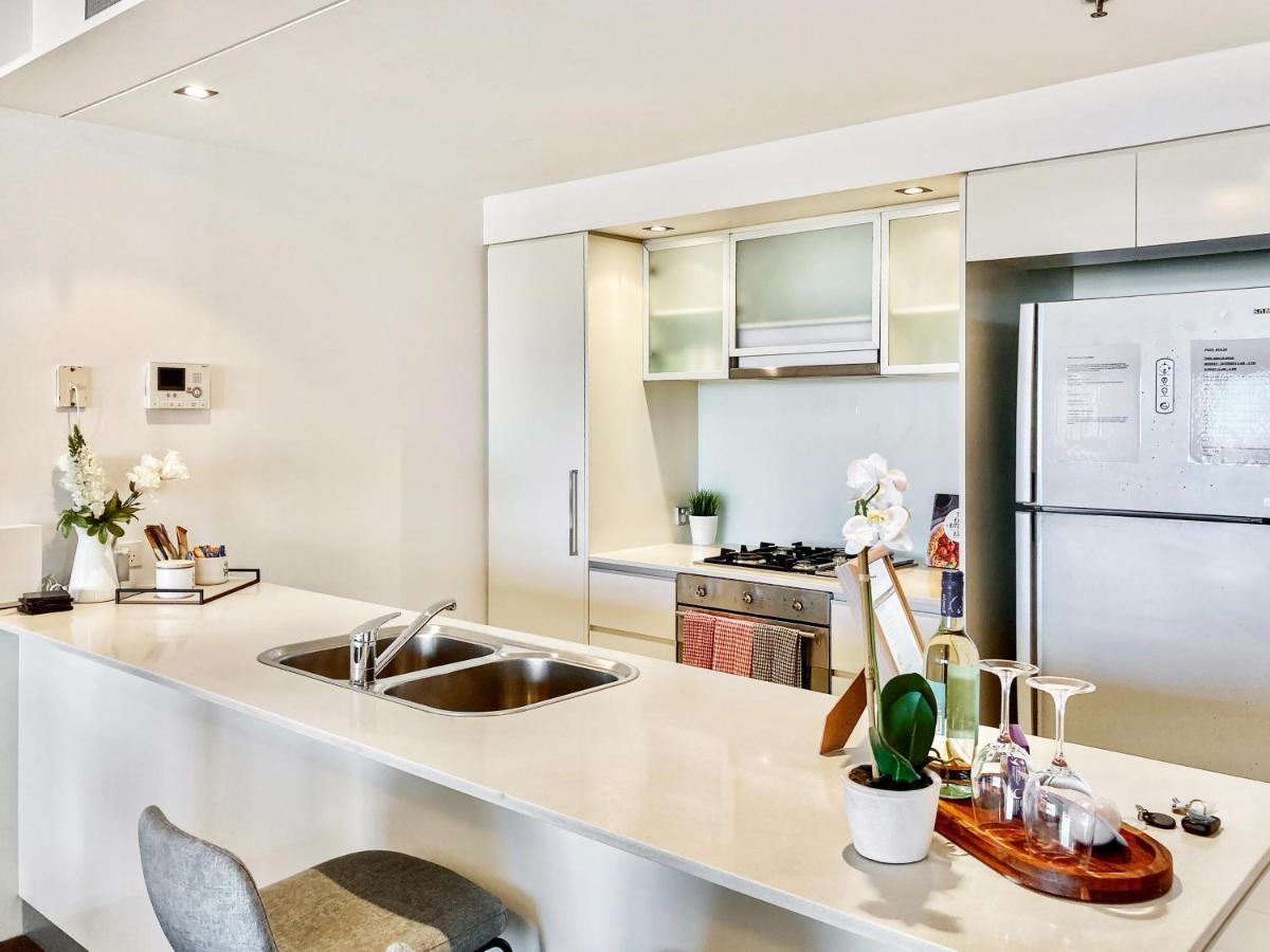 Apartment Amazing River View - 3 Bedroom - Cbd - Netflix - Fast Wifi - Carpark