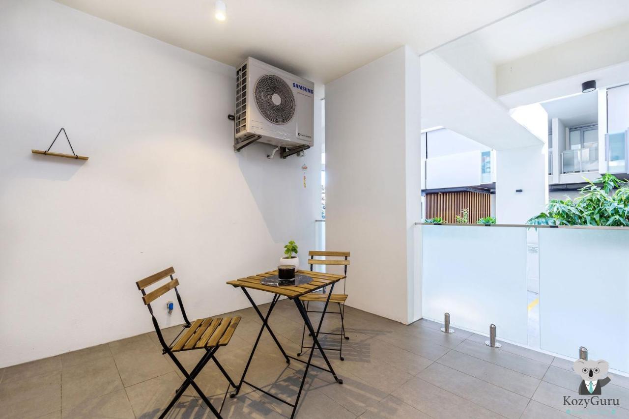 Kozyguru West End 10 Mins To 1 Bed + Free Parking Qwe017 Apartment