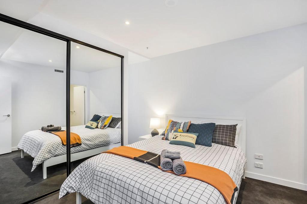 Kozyguru Fortitude Valley 2 Bed Designer + Free Parking Qfv179-803 Brisbane