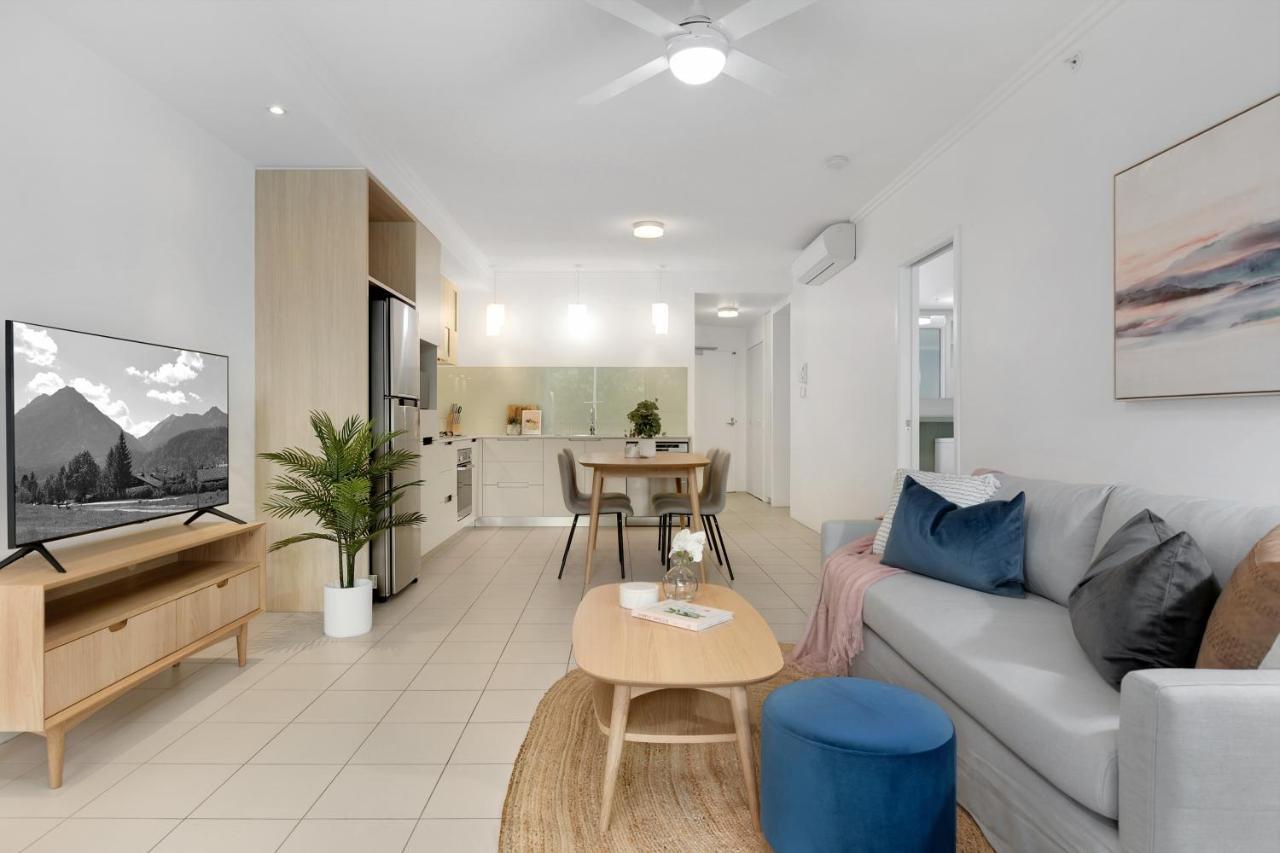Urban Edge By Urban Rest Apartment