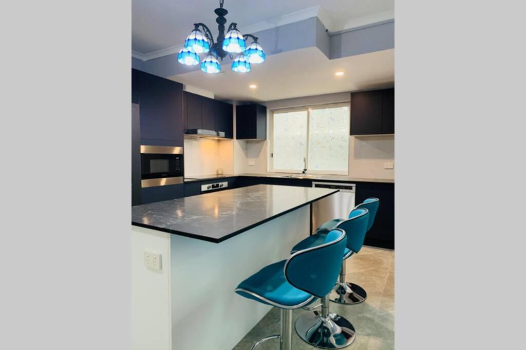 Southbank Modern Luxe Apartment