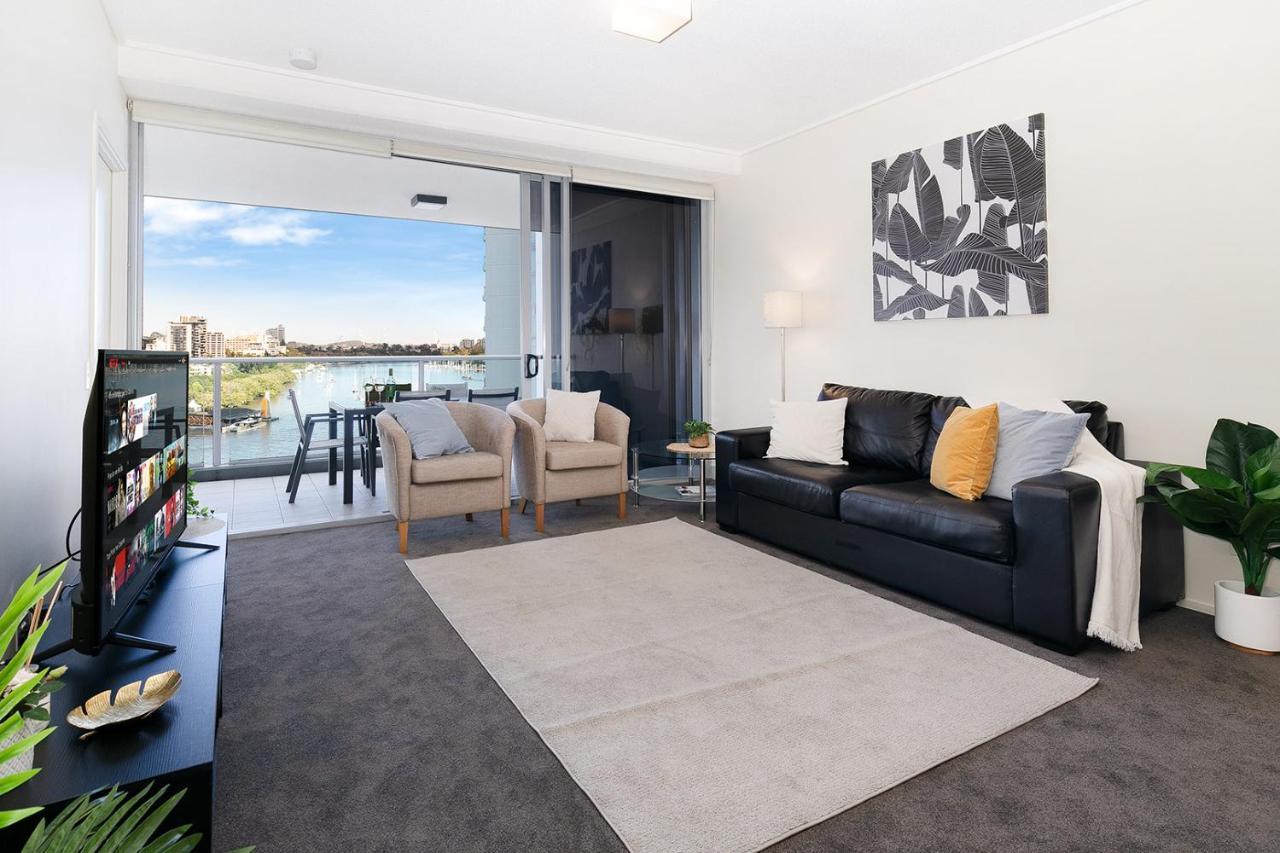 Apartment Amazing River View - 3 Bedroom - Cbd - Netflix - Fast Wifi - Carpark