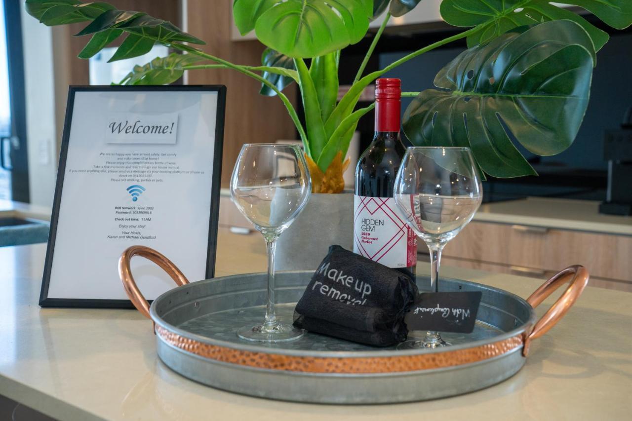 Lvl 23 Spire Infinity Pool Netflix Wifi Carpark By Stylish Brisbane