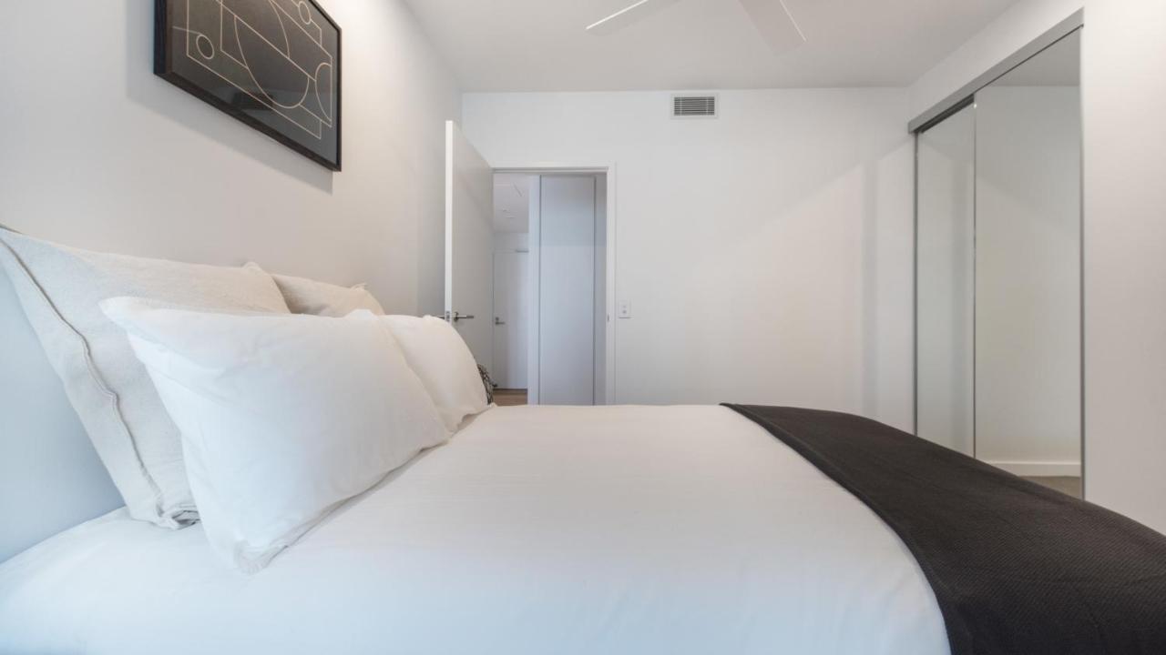 Apartment Living 2 Bedroom With Pool, Spa, Gym & Parking Brisbane
