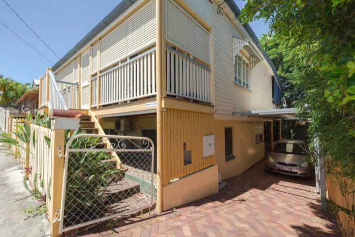 Holiday home Sunny - Near West End Cafe's, South Bank & Brisbane