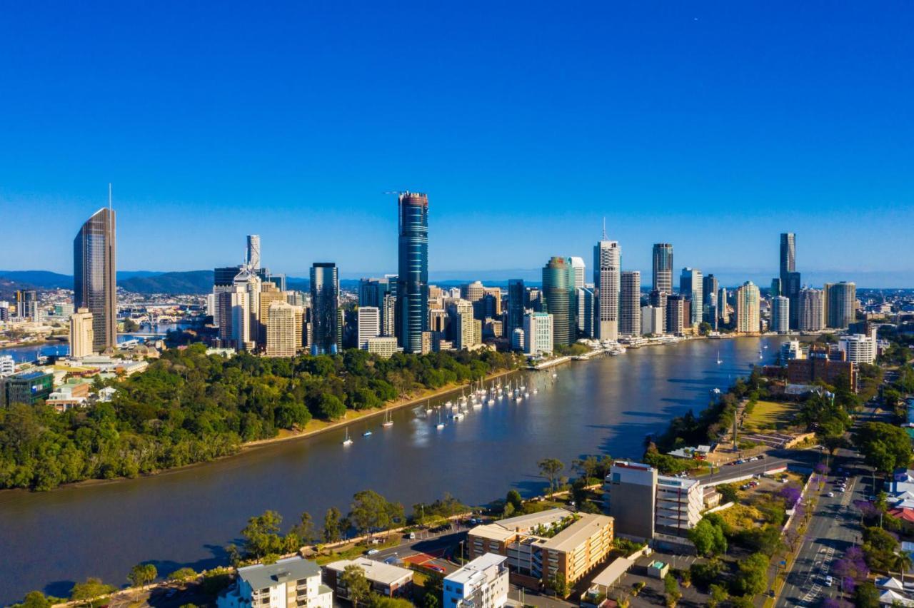 Apartment Scape Atira Merivale,