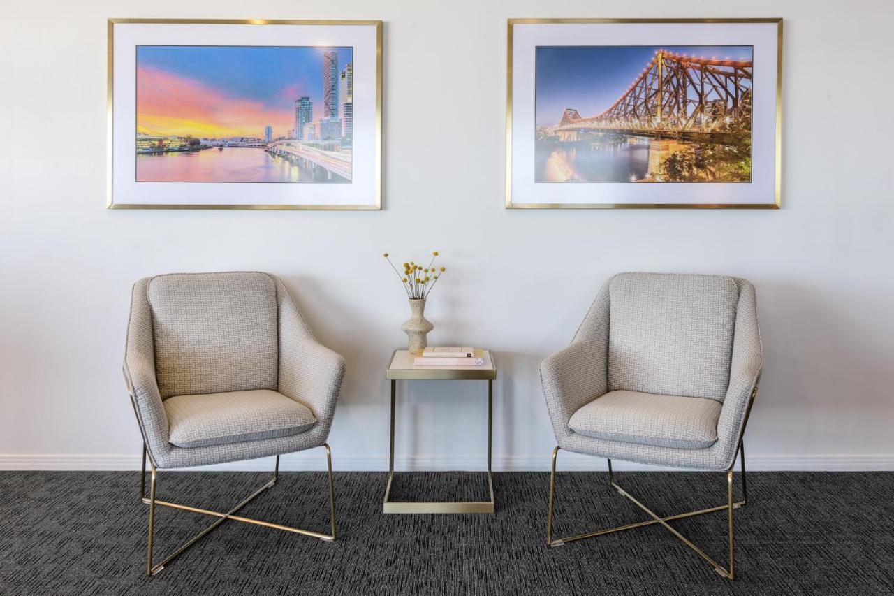 Meriton Herschel Street, 5* Brisbane