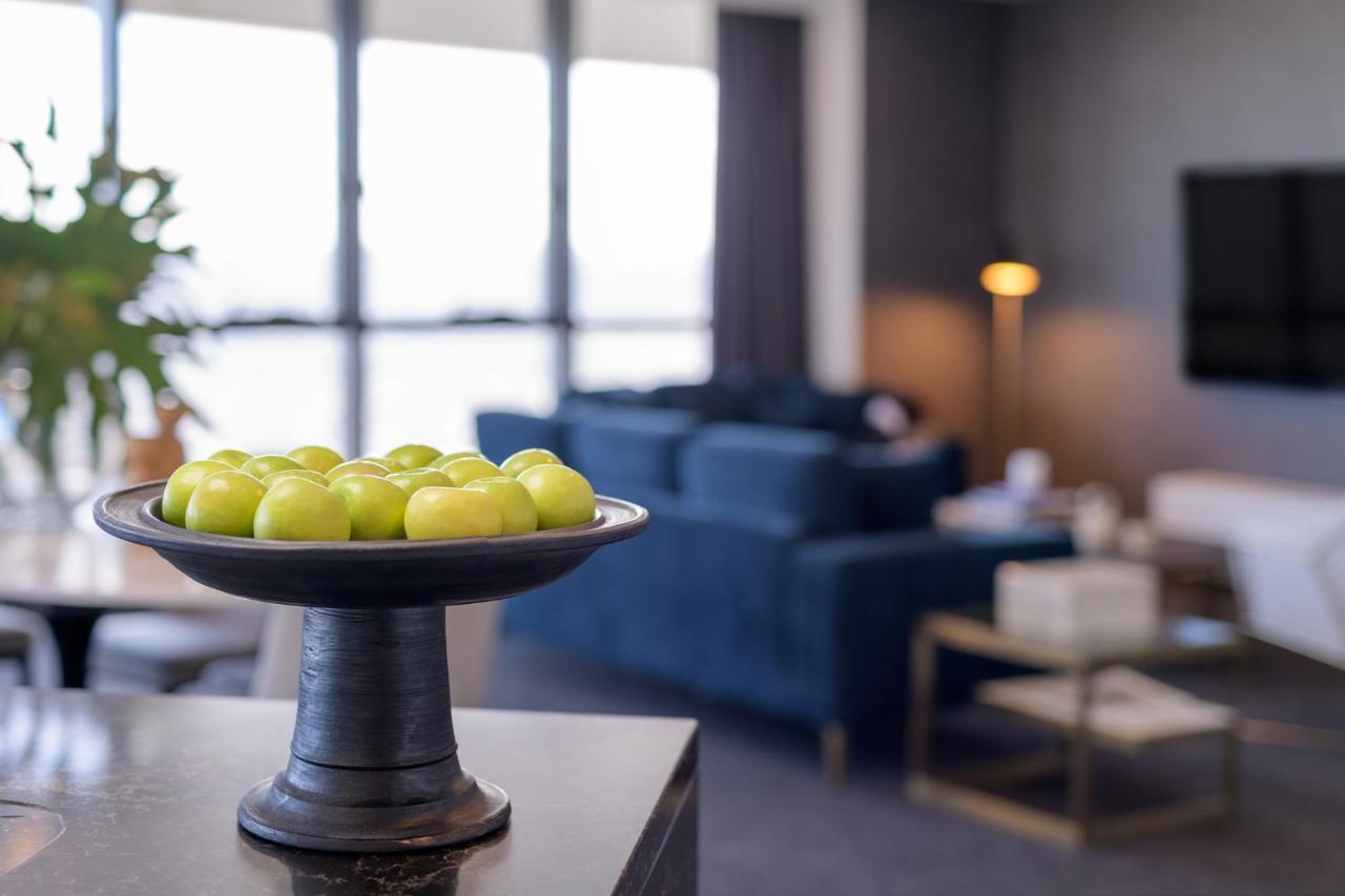 Meriton Herschel Street, Hotel