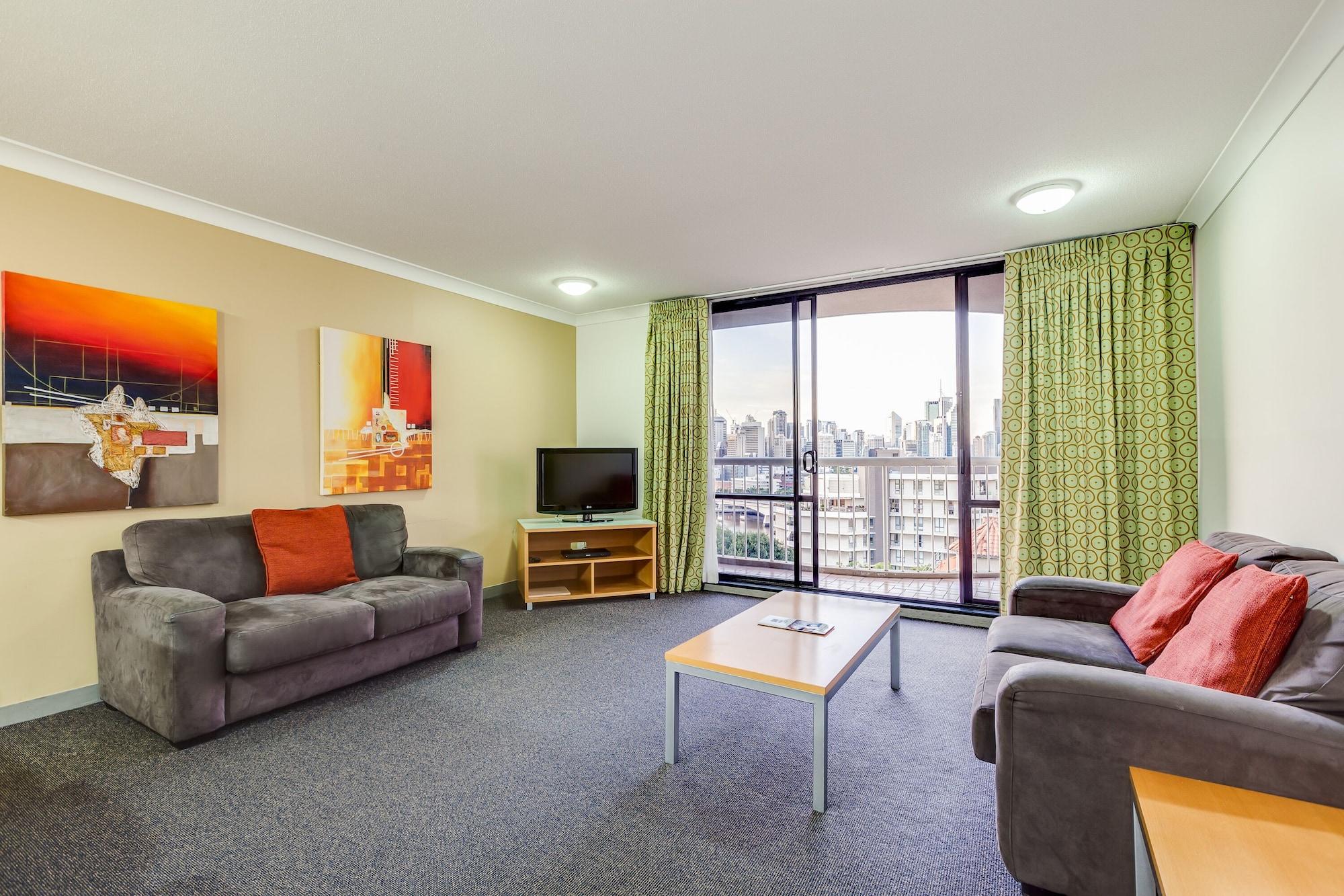 Aparthotel Hillcrest 4*