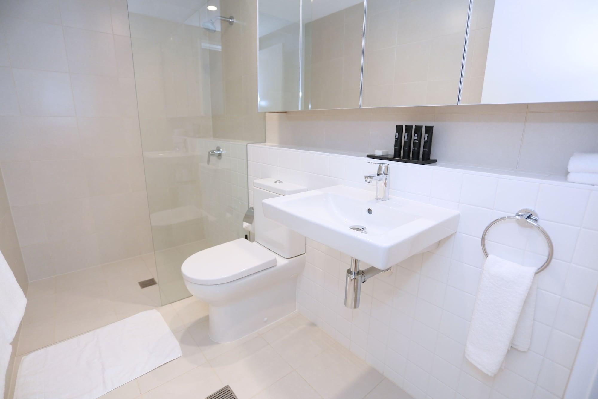 Hotel Alex Perry &