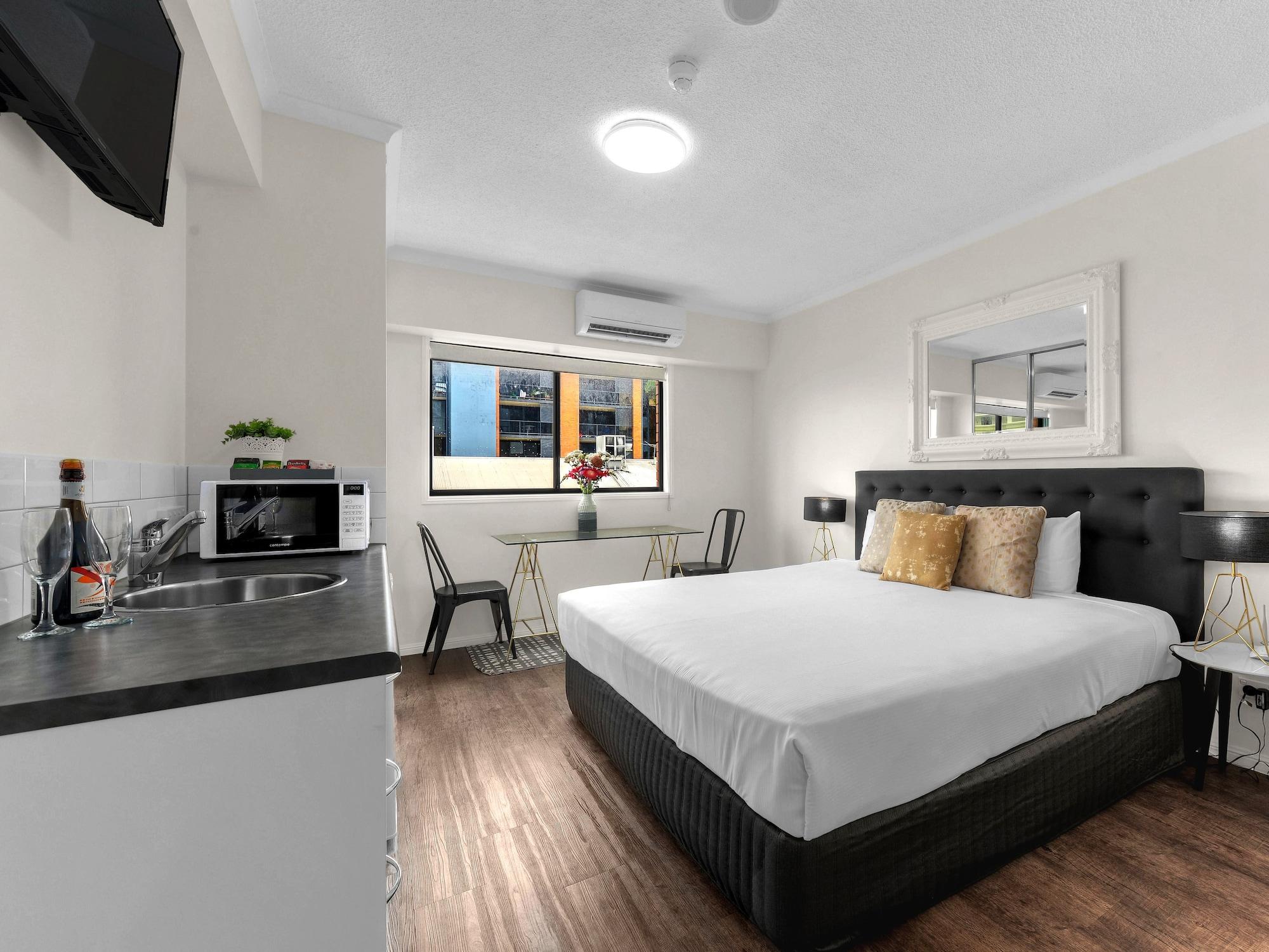Aparthotel Brunswick 4*
