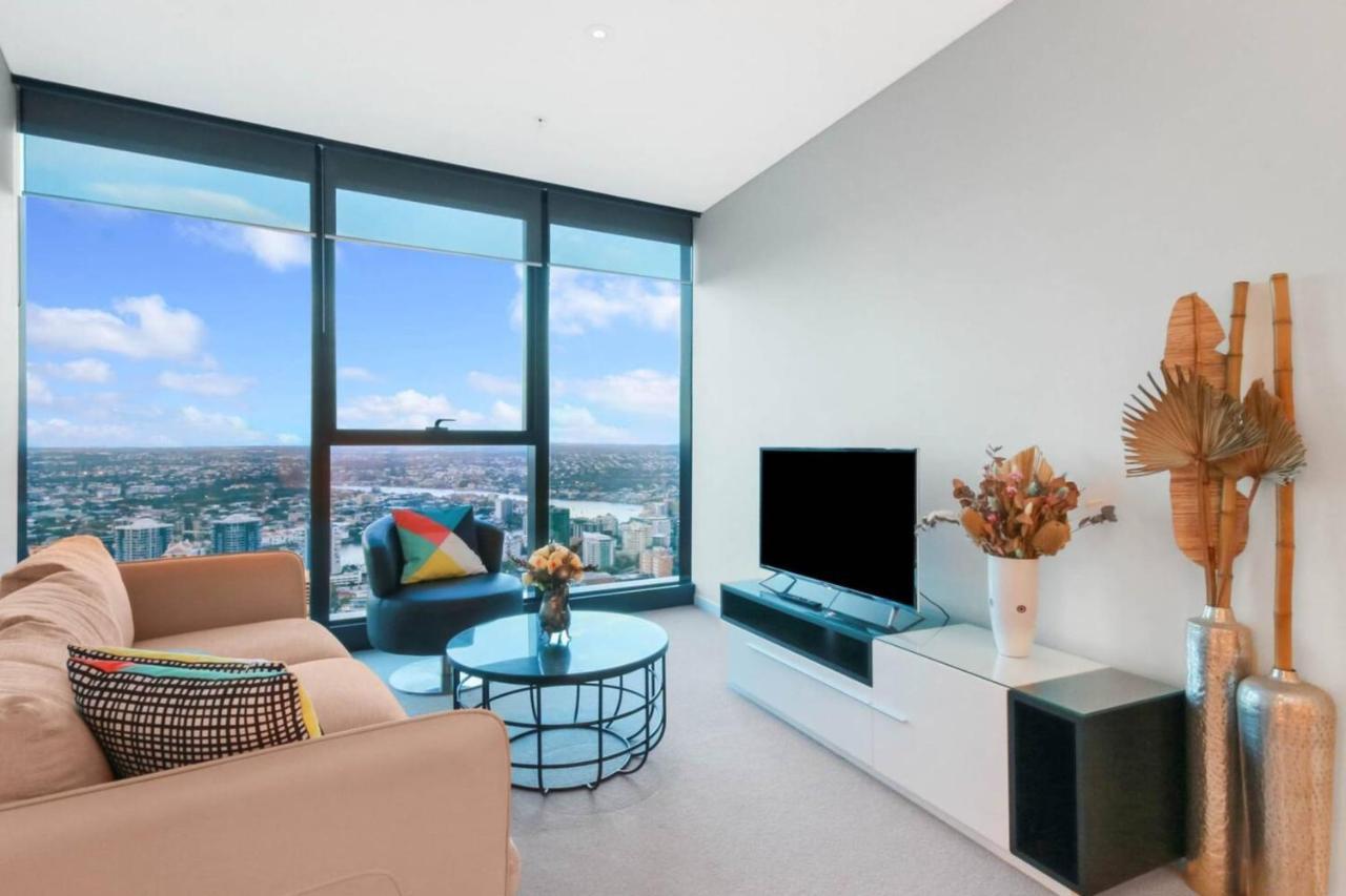 Luxury 1 Bedroom Retreat In With Pool And Gym Brisbane