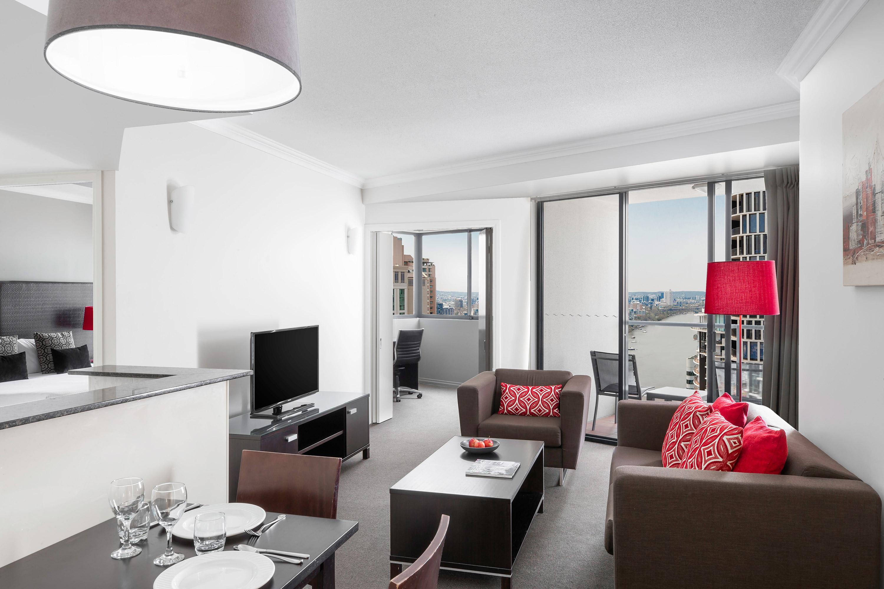 Mantra On Queen Hotel 4*