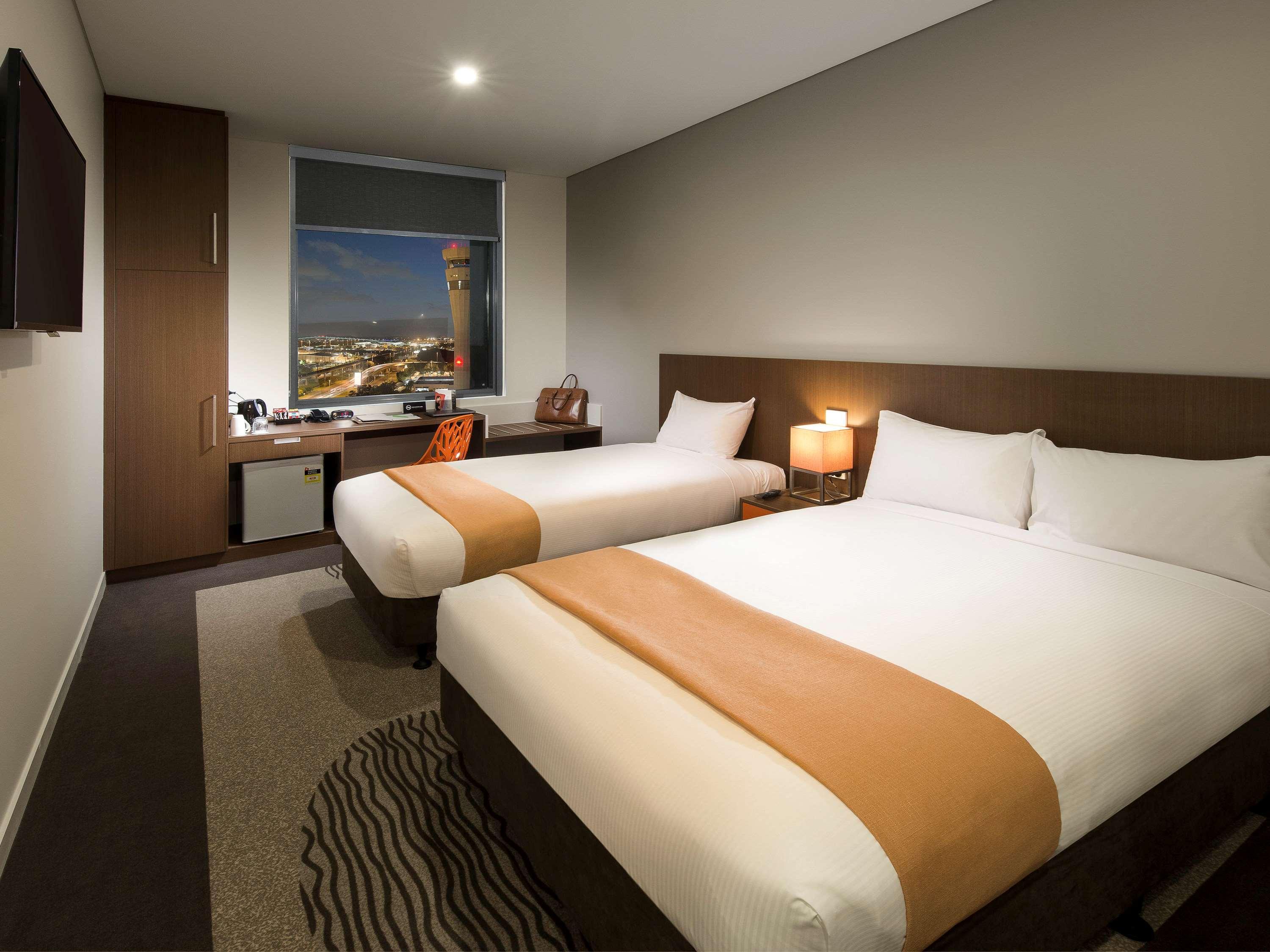 Ibis Airport 3*