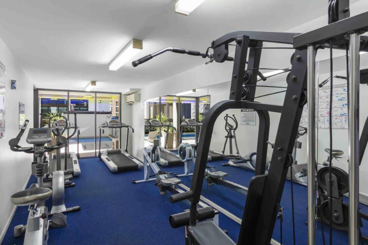 Open 1 Bedroom In Apartment *