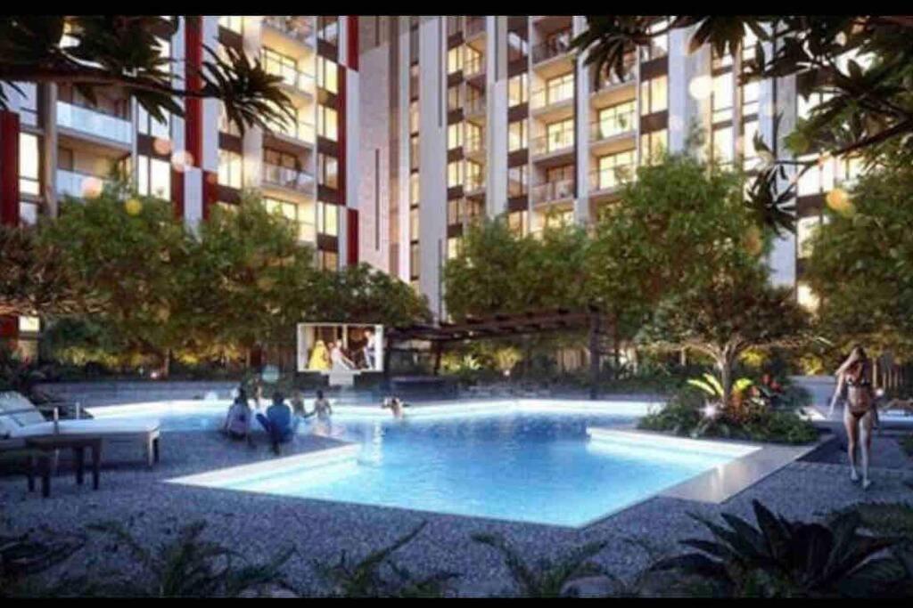 Pool+garden-1.5br/ 2beds Cls To Show Ground Apartment Brisbane