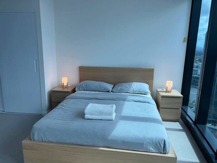 Apartment Amazing &river Views 60th Level Skytower 3 Bedrooms&free Parking Brisbane