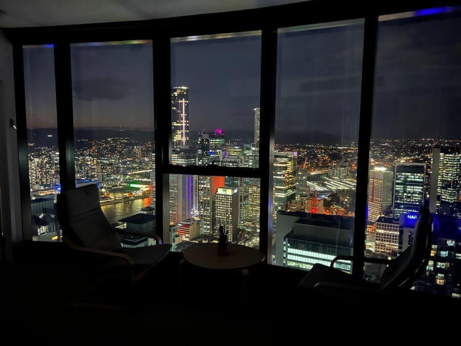 Apartment Amazing &river Views 60th Level Skytower 3 Bedrooms&free Parking *