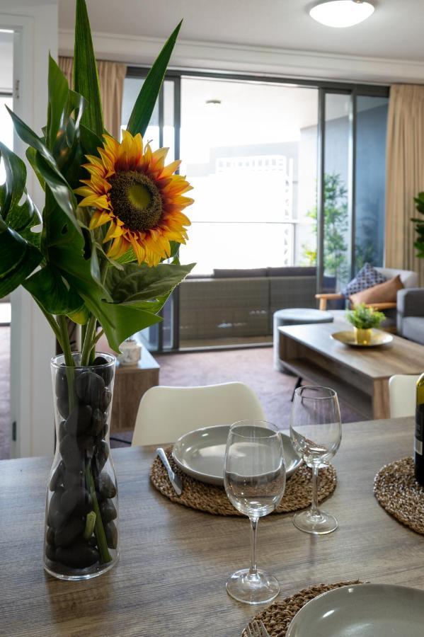 Apartment Break Panoramic River Views Free Parking
