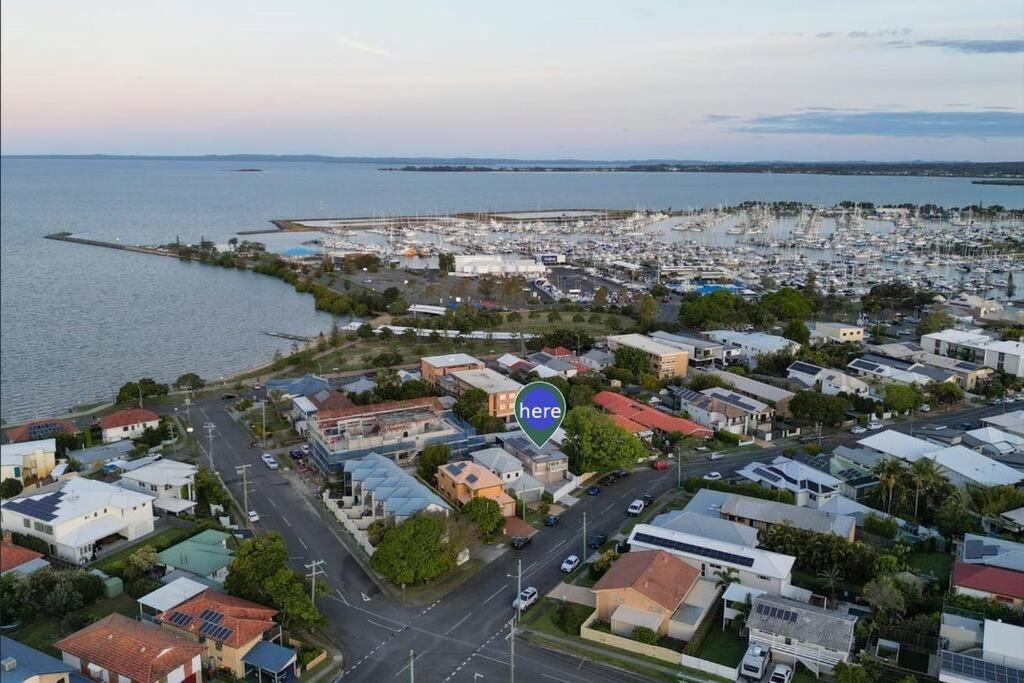 Manly Oasis, 5bd, 3 King Bd,pool Hotel