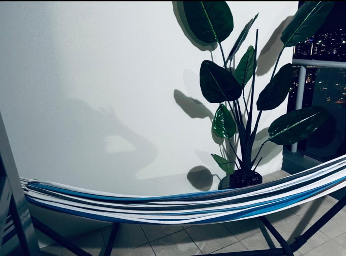 Apartment Break Panoramic River Views Free Parking Brisbane