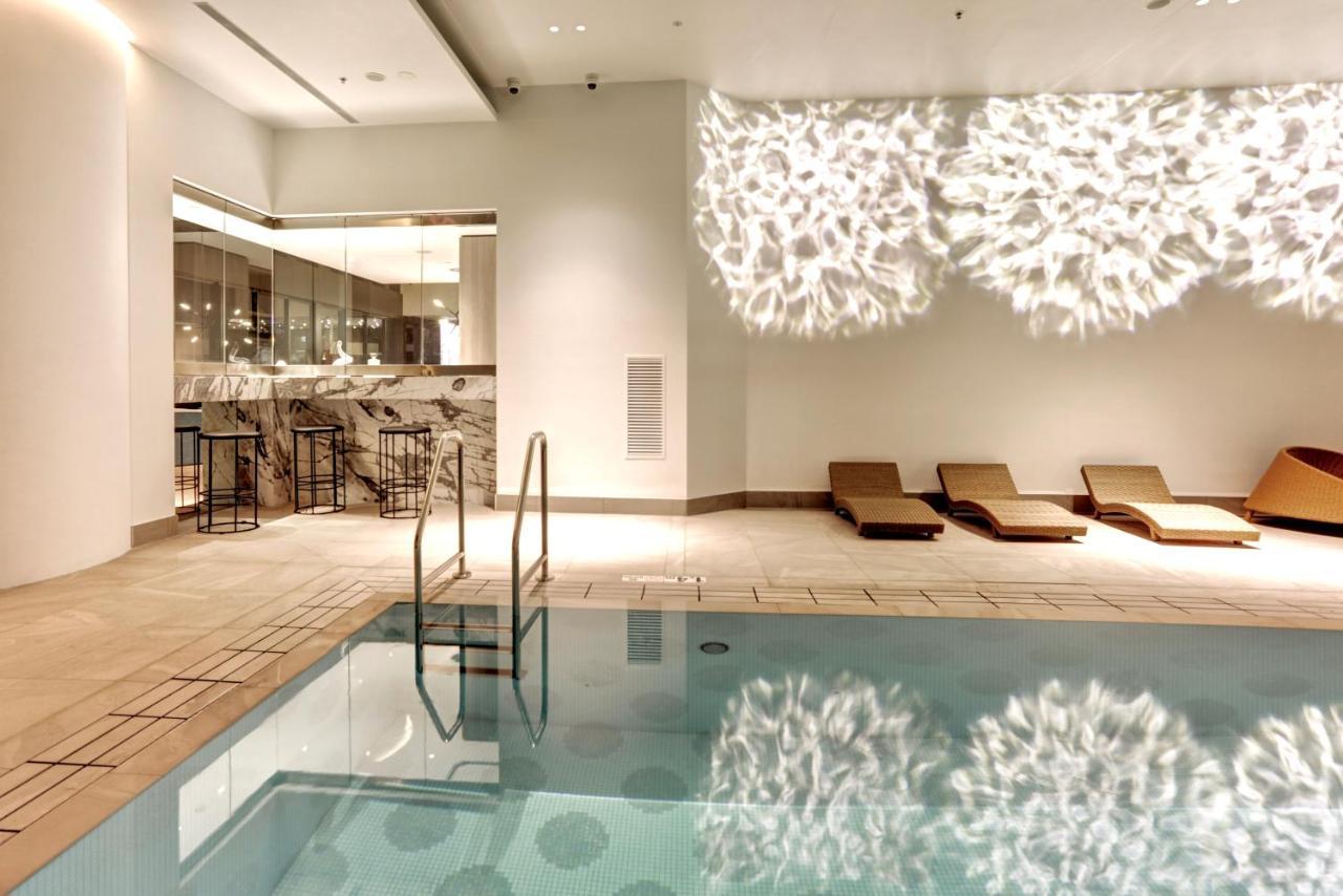 Cbd Luxury River View 1bed The One Apartment